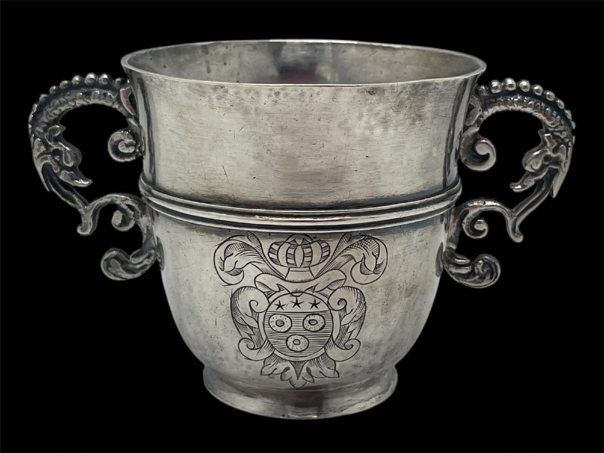 Gignac Circa 1715 Silver Cup With Handles 