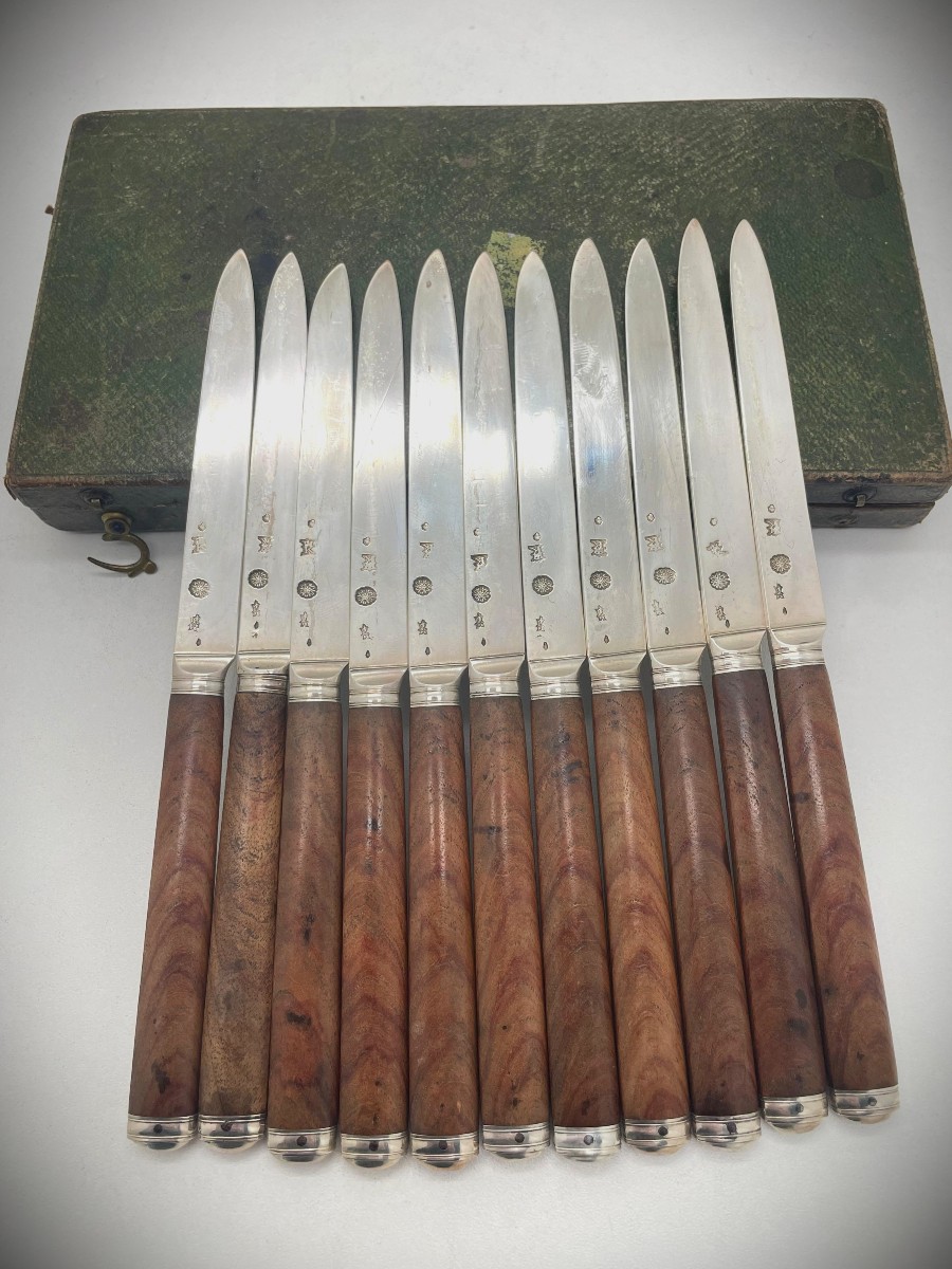 PARIS 1773 Suite de couteaux en Argent 18eme.