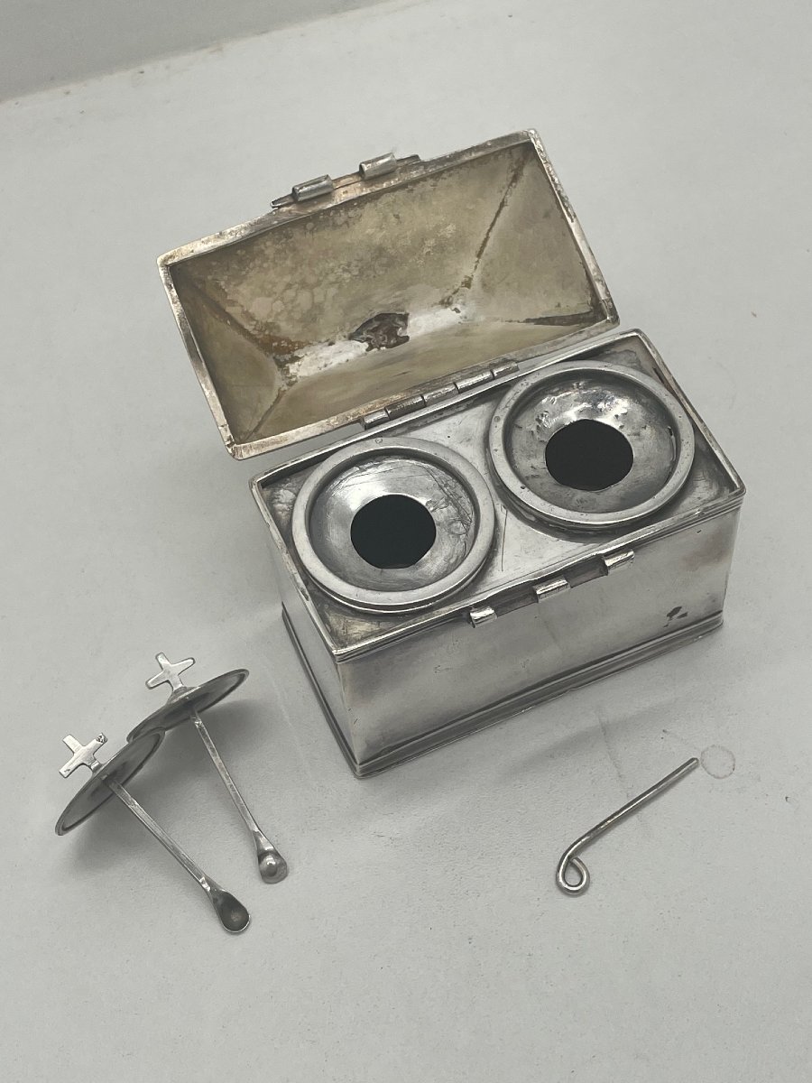 Le Mans, Late 17th–early 18th Century, Silver Box For Holy Oils -photo-1