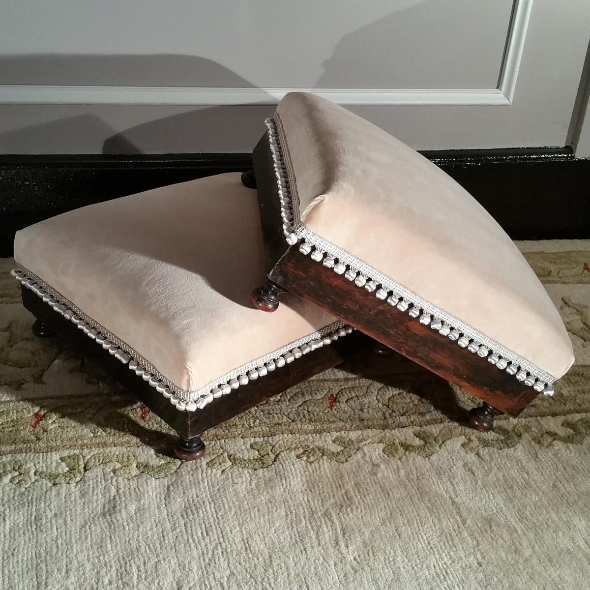 Paire Tabourets De Pieds XIXème