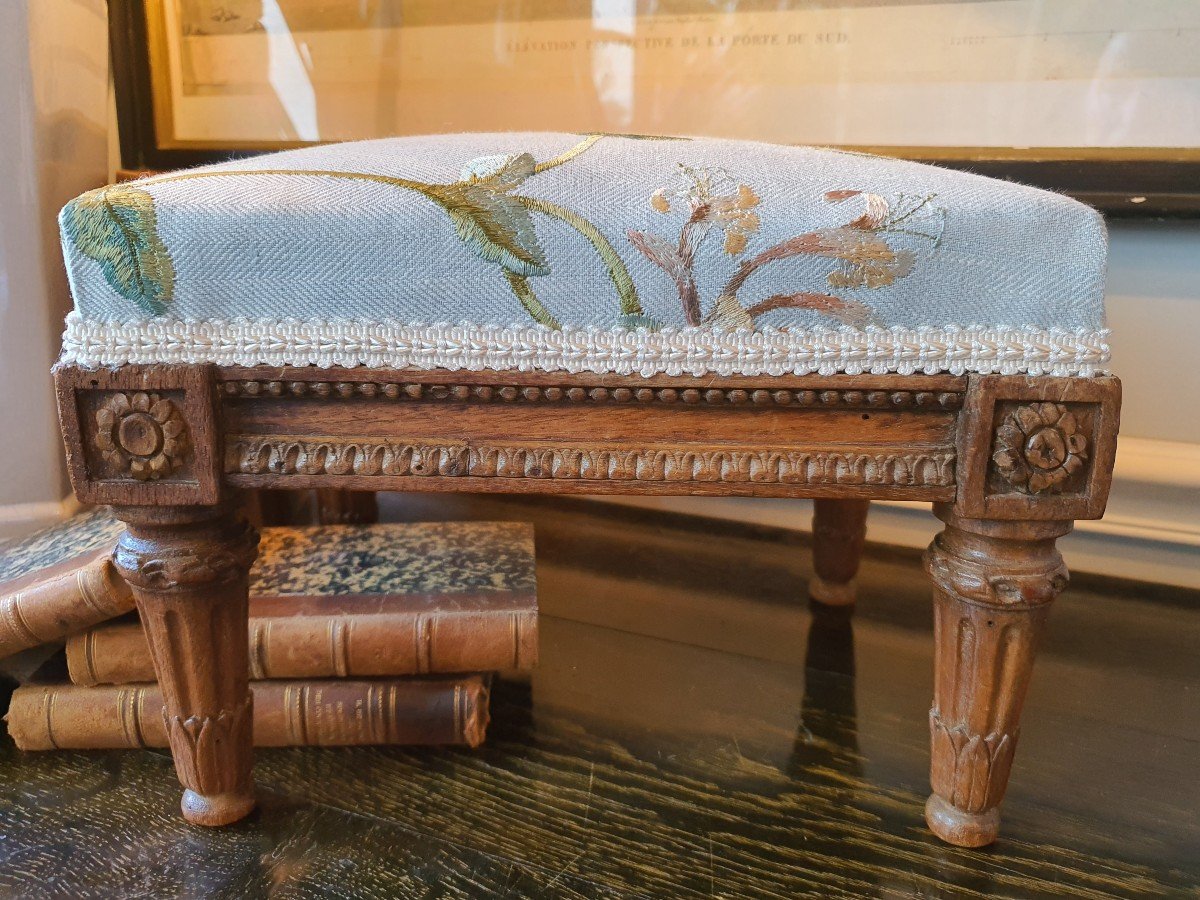 Tabouret De Pieds Style Louis XVI -photo-1