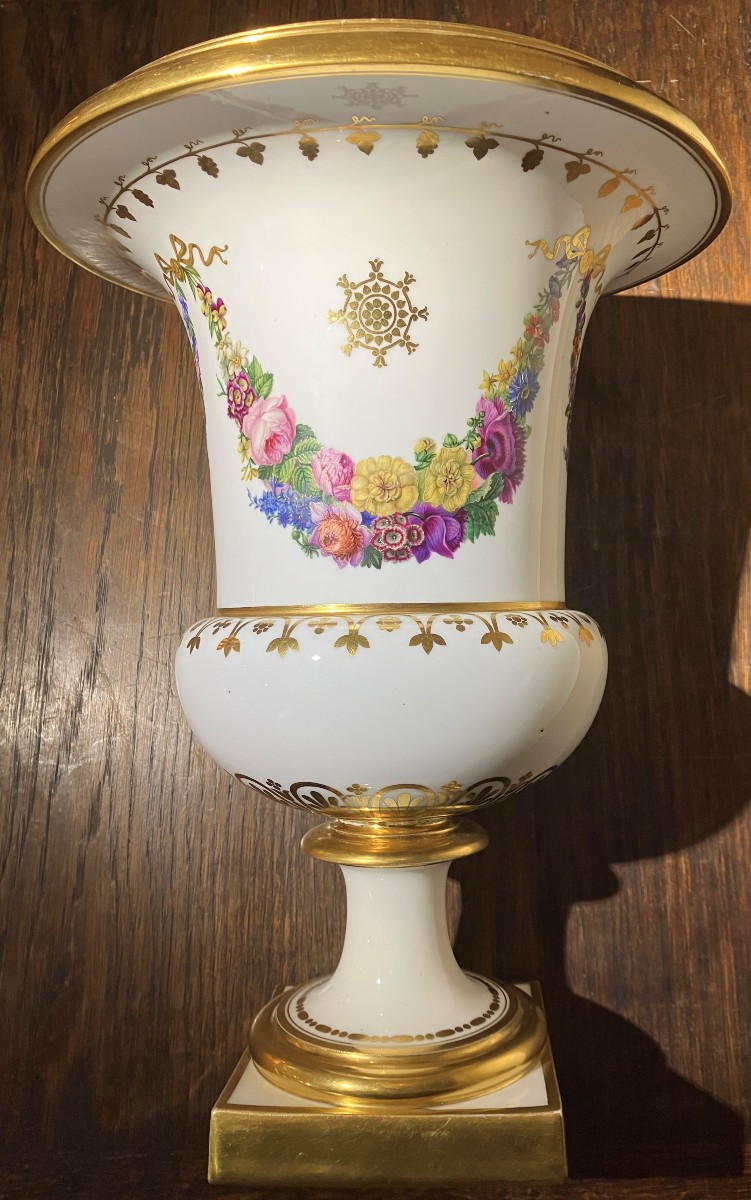 Vase Médicis Manufacture de Sèvres période Louis XVIII 