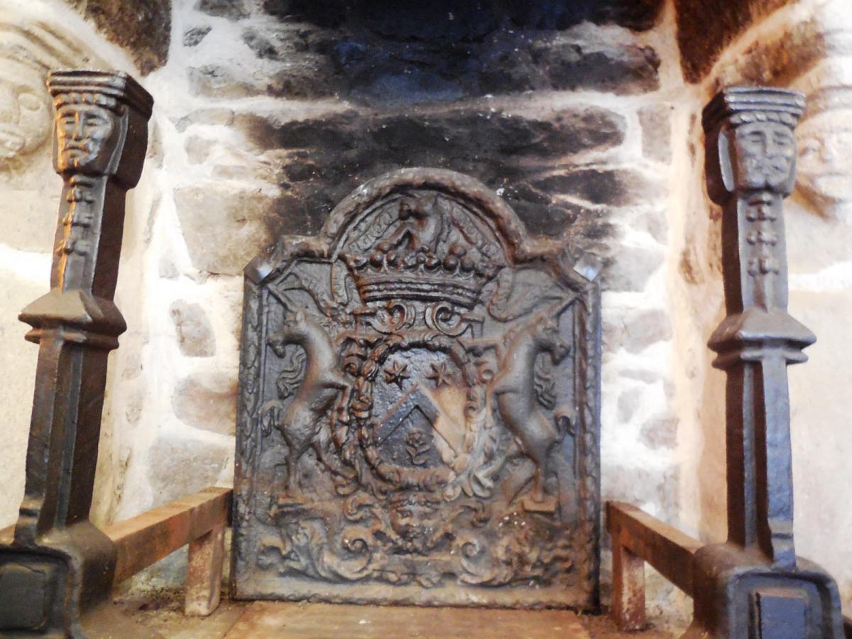 Importante plaque de cheminée du 17éme,Marquis De Charnacé