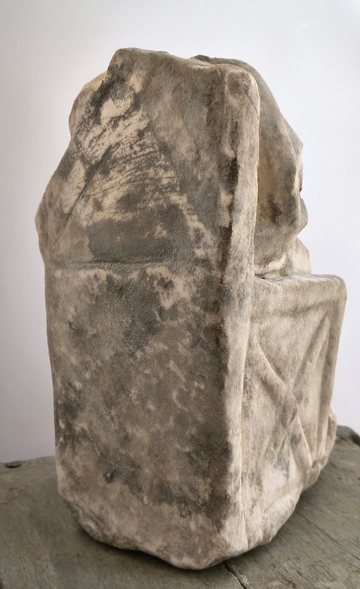 Statuette en marbre de Roma, 2ème siècle ap. J-C.-photo-2