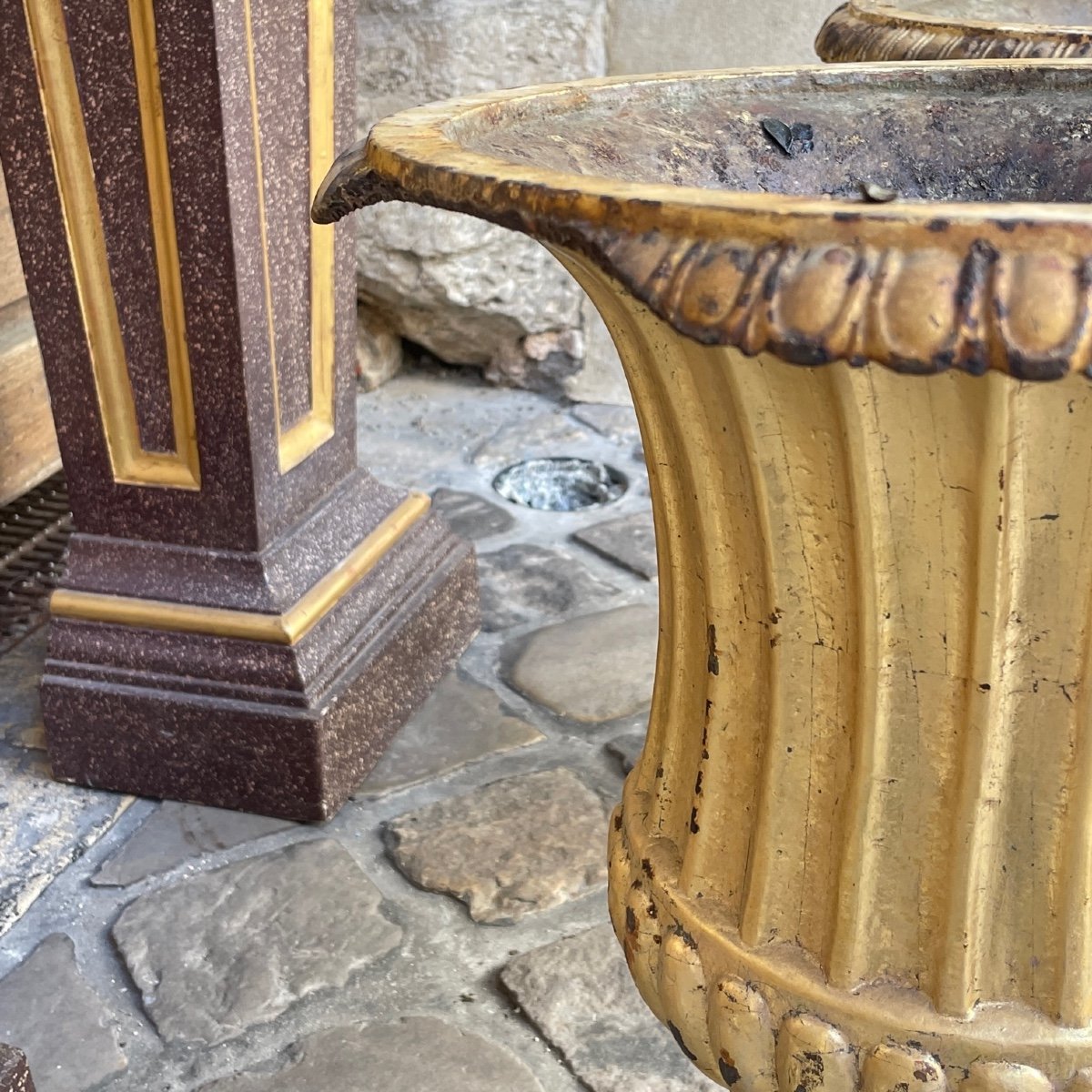 Paire De Vase Medicis Doré -photo-4