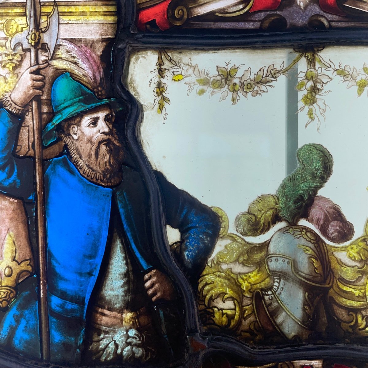 Renaissance Stained Glass Window With Keys-photo-3