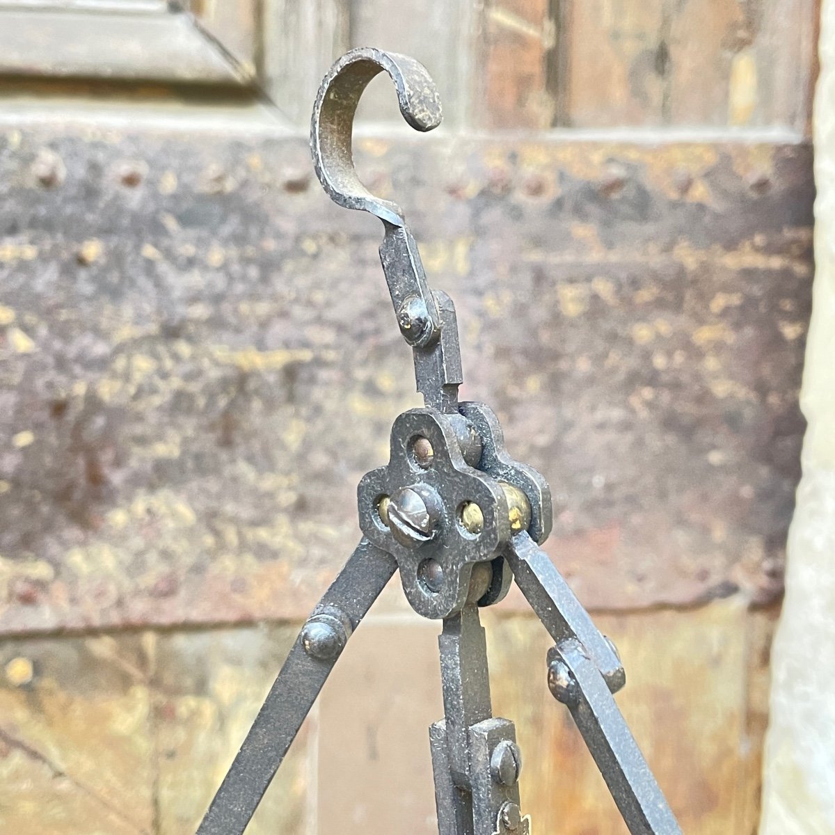 Articulated Steel Painter's Mannequin-photo-1
