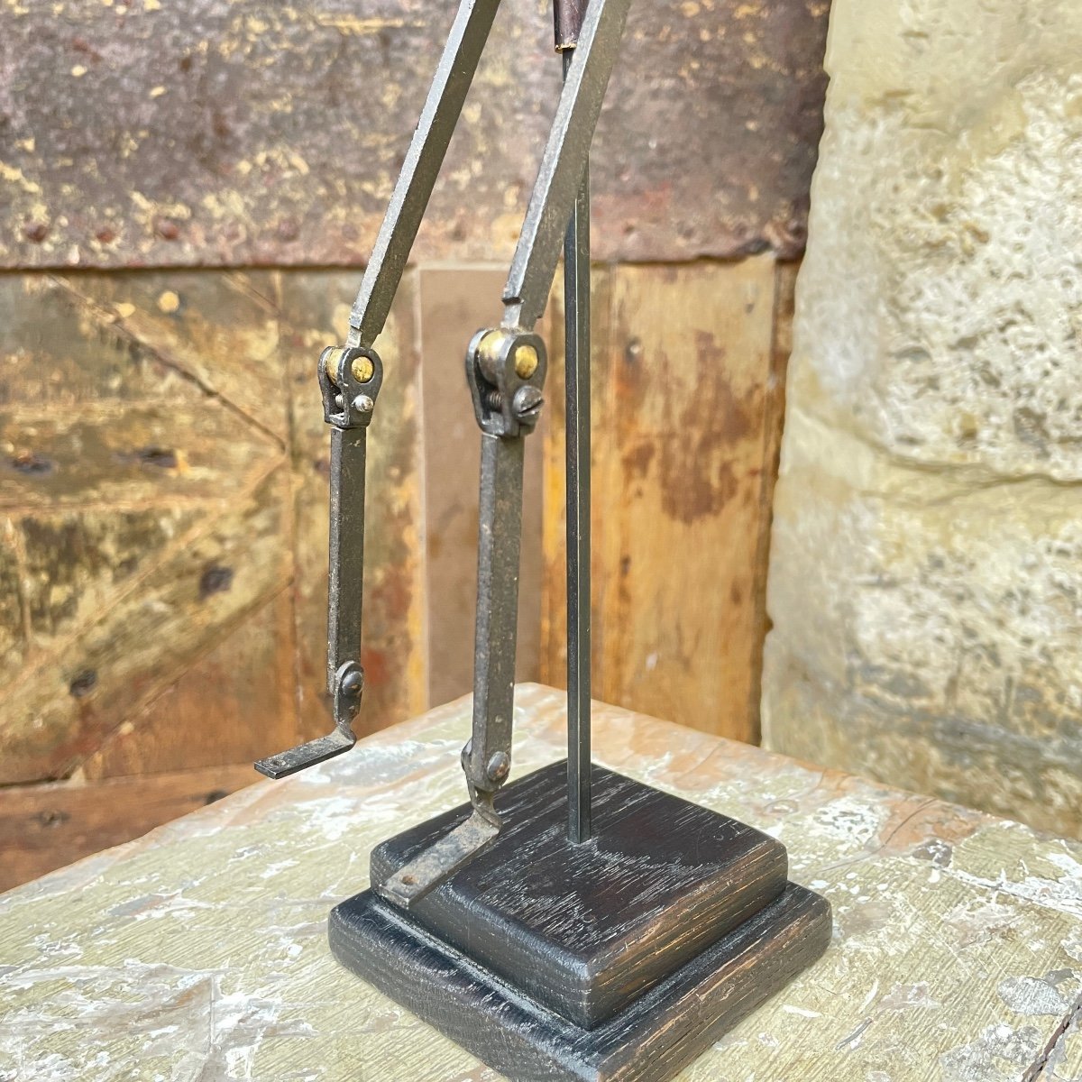 Articulated Steel Painter's Mannequin-photo-2