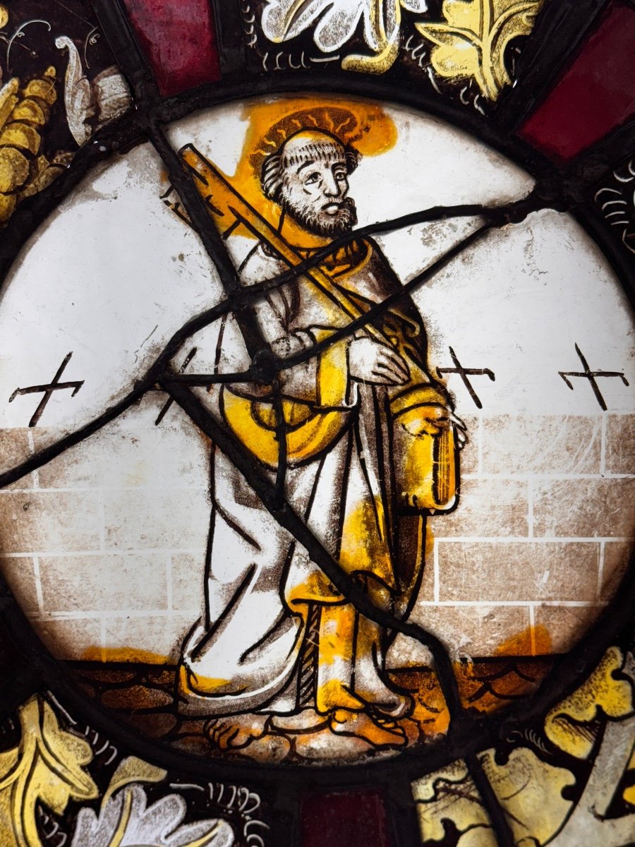 Saint Pierre 15th Century Stained Glass Window-photo-3
