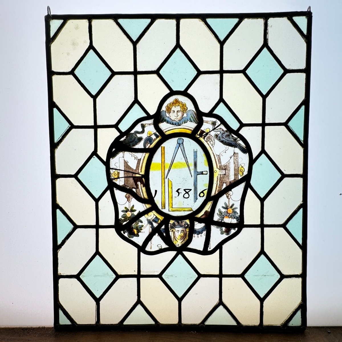 Stained Glass Window Attributes Of Companion XVIth (55 X 45 Cm)-photo-2