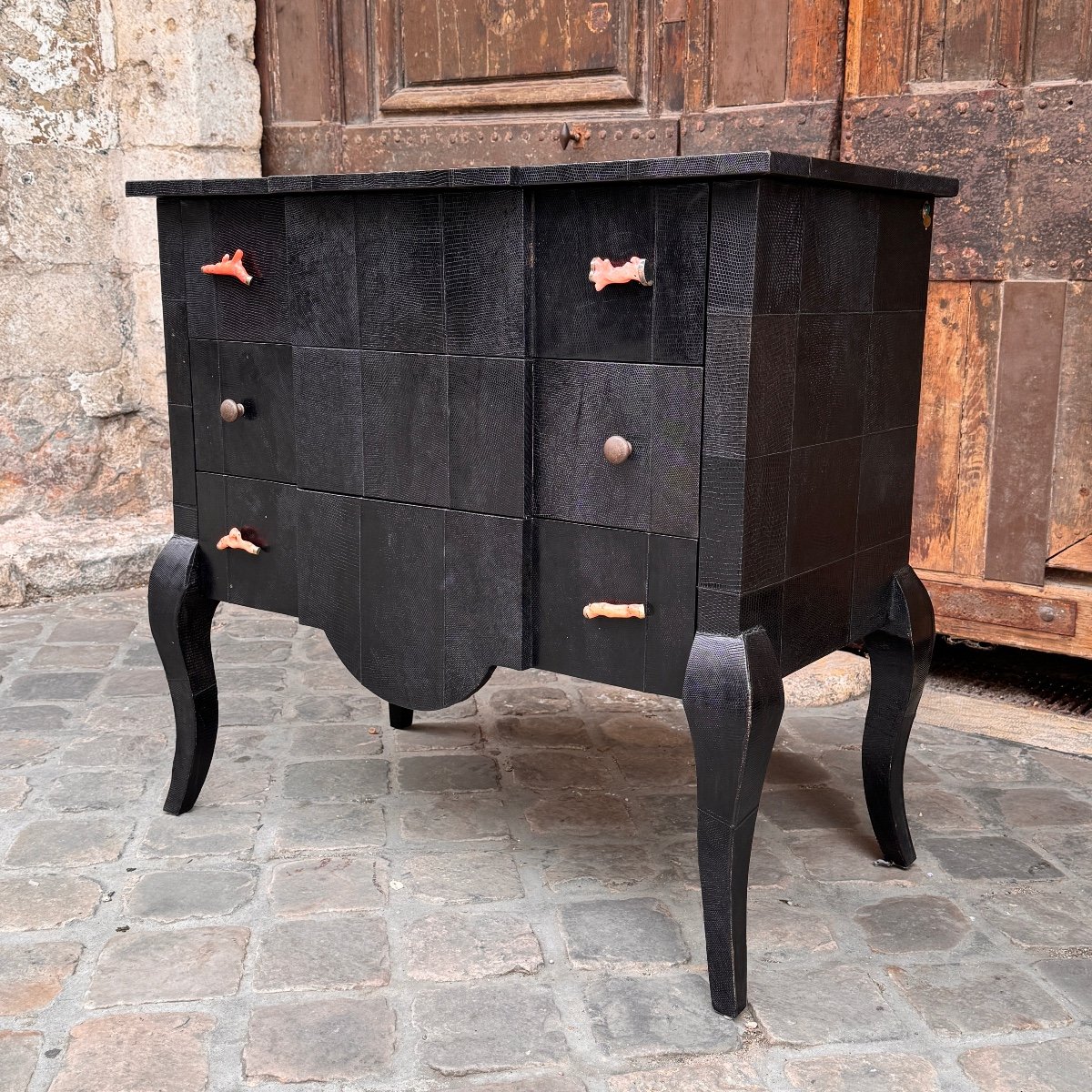 Black Leather Chest Of Drawers With Coral Stamped Ginger Brown-photo-3