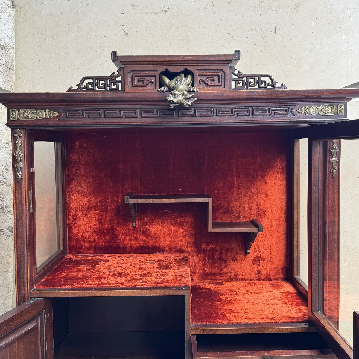 Vitrine Asiatique dans le gout de Viardot (1830-1906)-photo-3