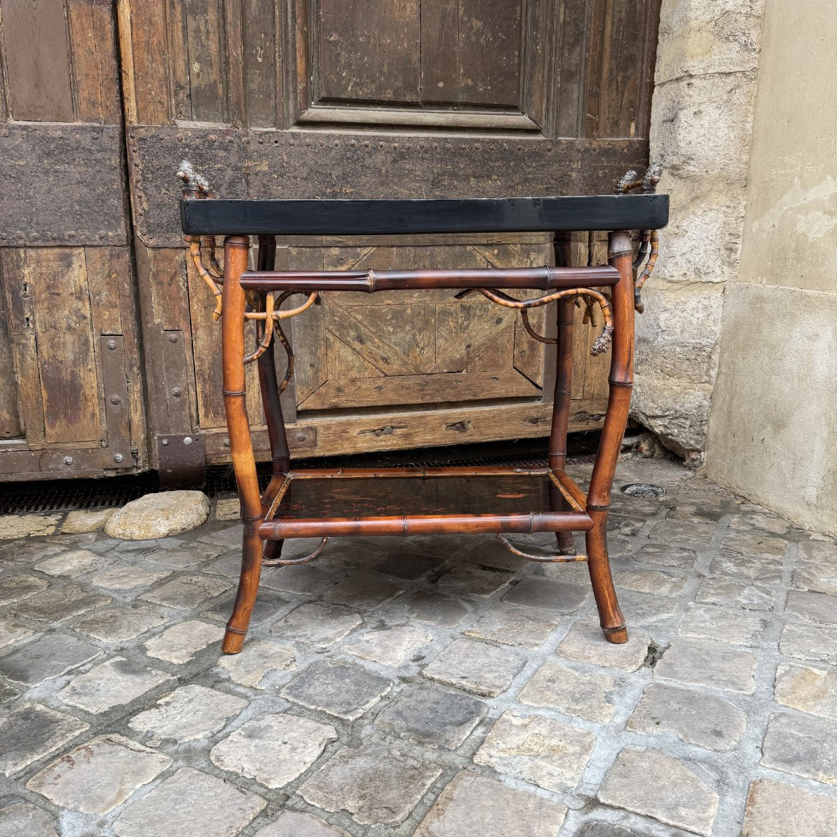 Guéridon en laque et bambou-photo-7