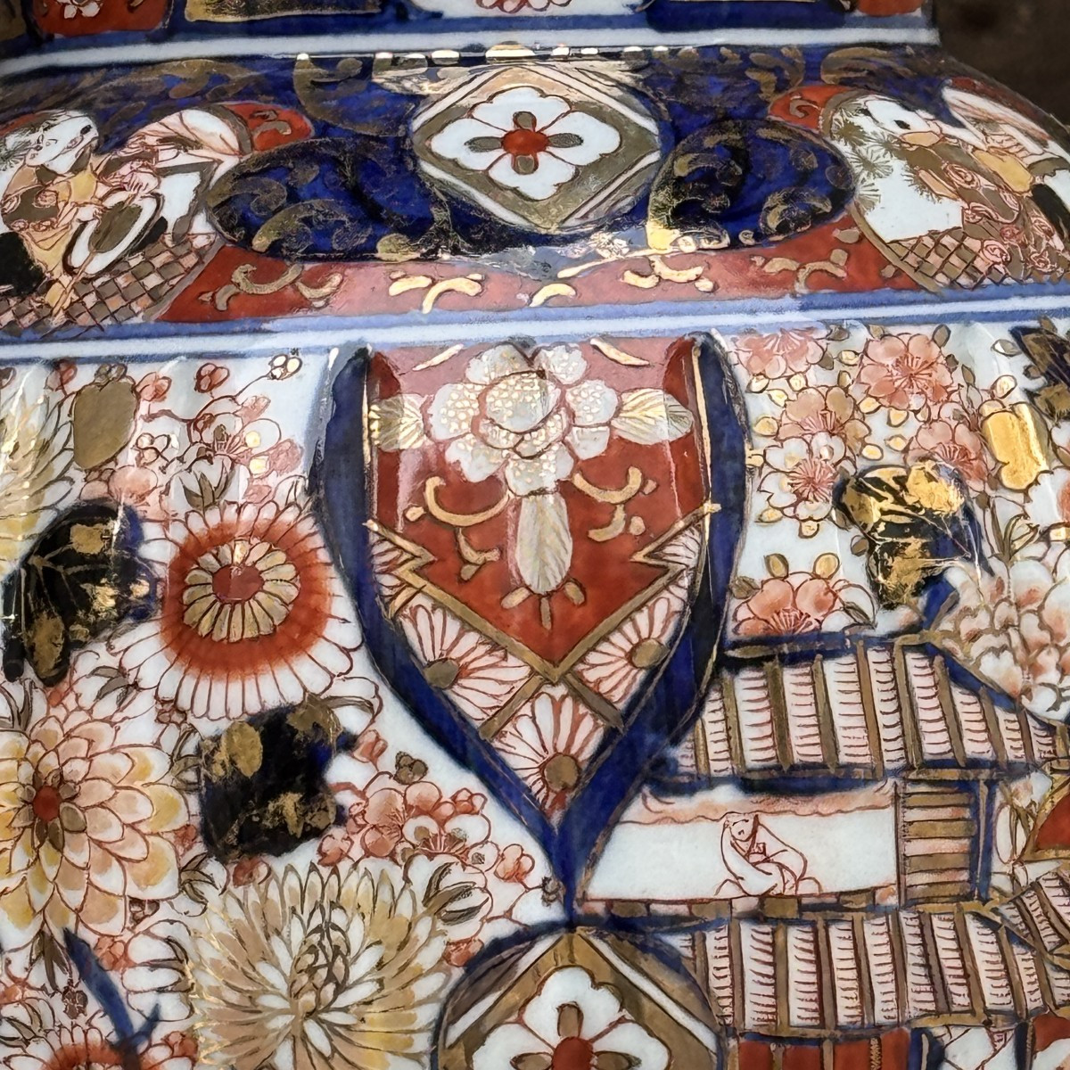 Imari Potiche-photo-3