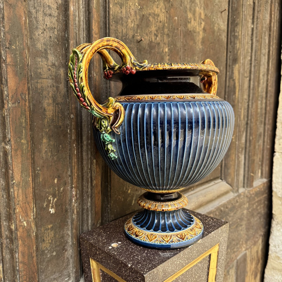 Grand vase en faïence de Sarreguemines-photo-3