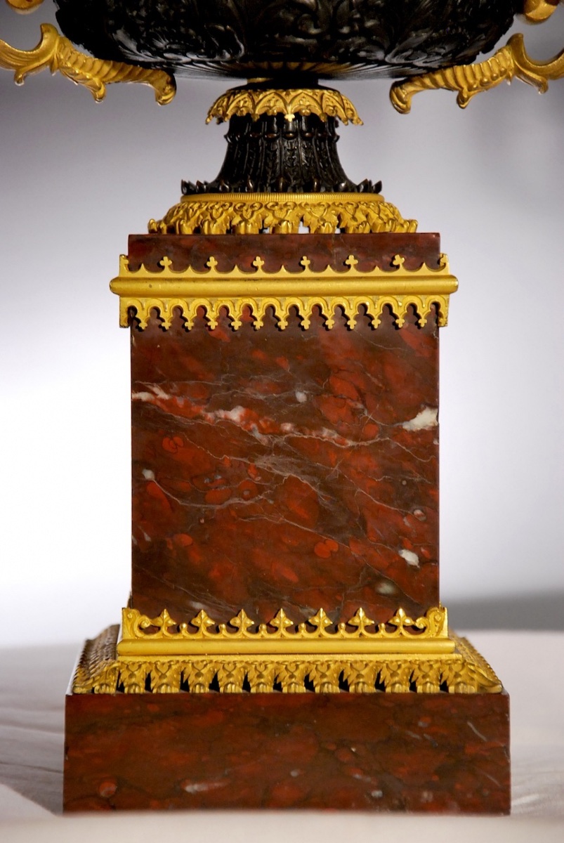 Pair Of Casseroles In Griotte Red Marble And Gilt Bronze -photo-4