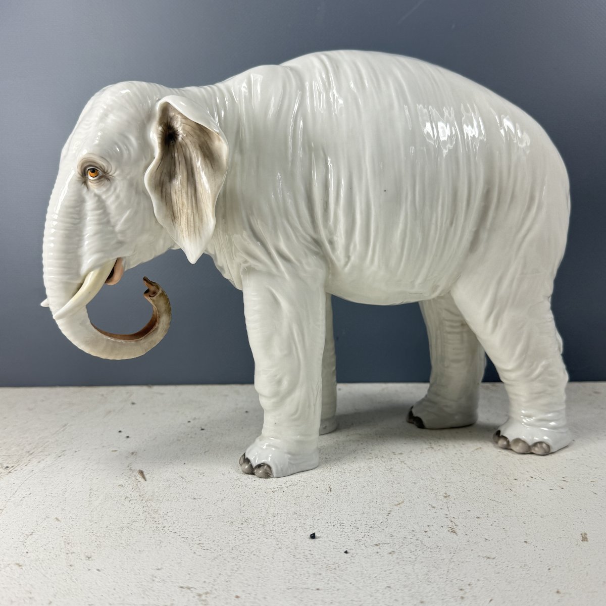 Eléphant en porcelaine blanche Maison Samson, Paris-photo-4