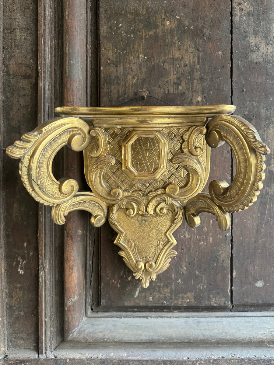 Console d’applique en bois doré