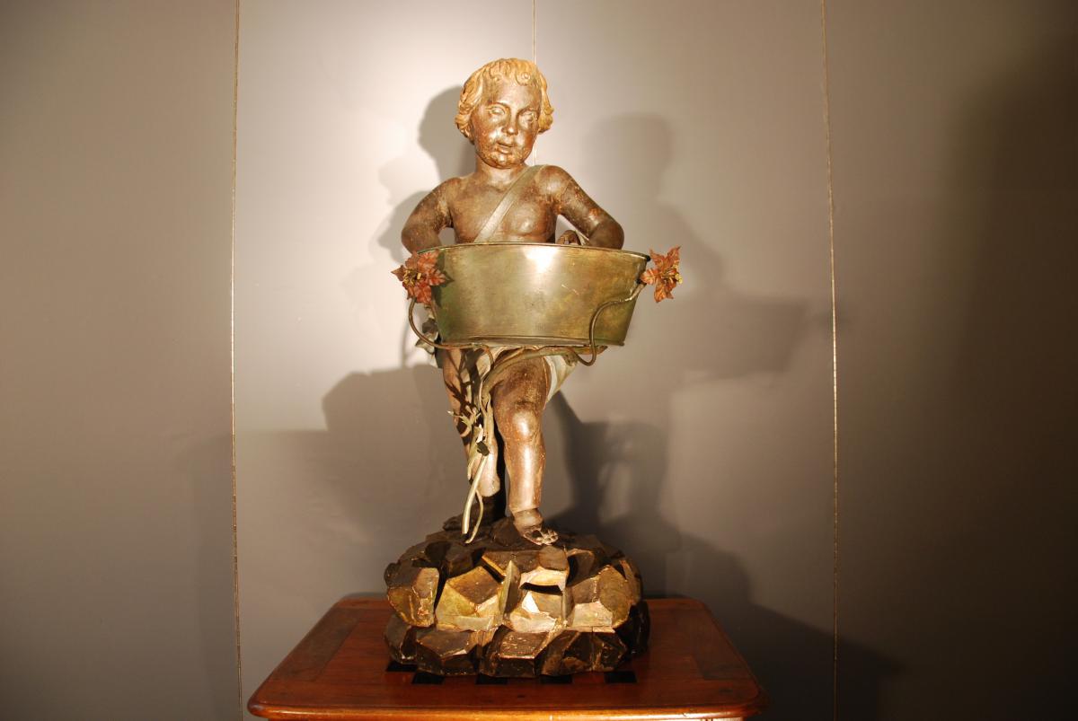 Petit "putti" With Stained Wood Planter