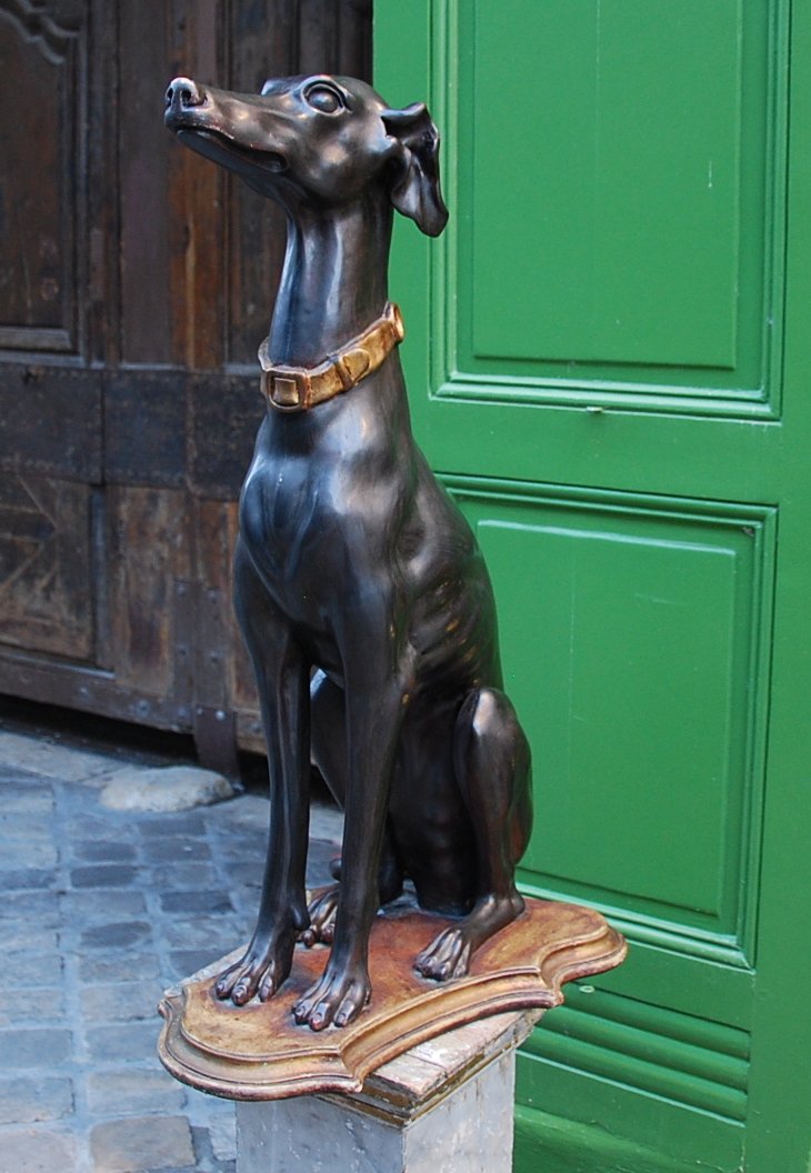 Greyhound Sculpture-photo-2