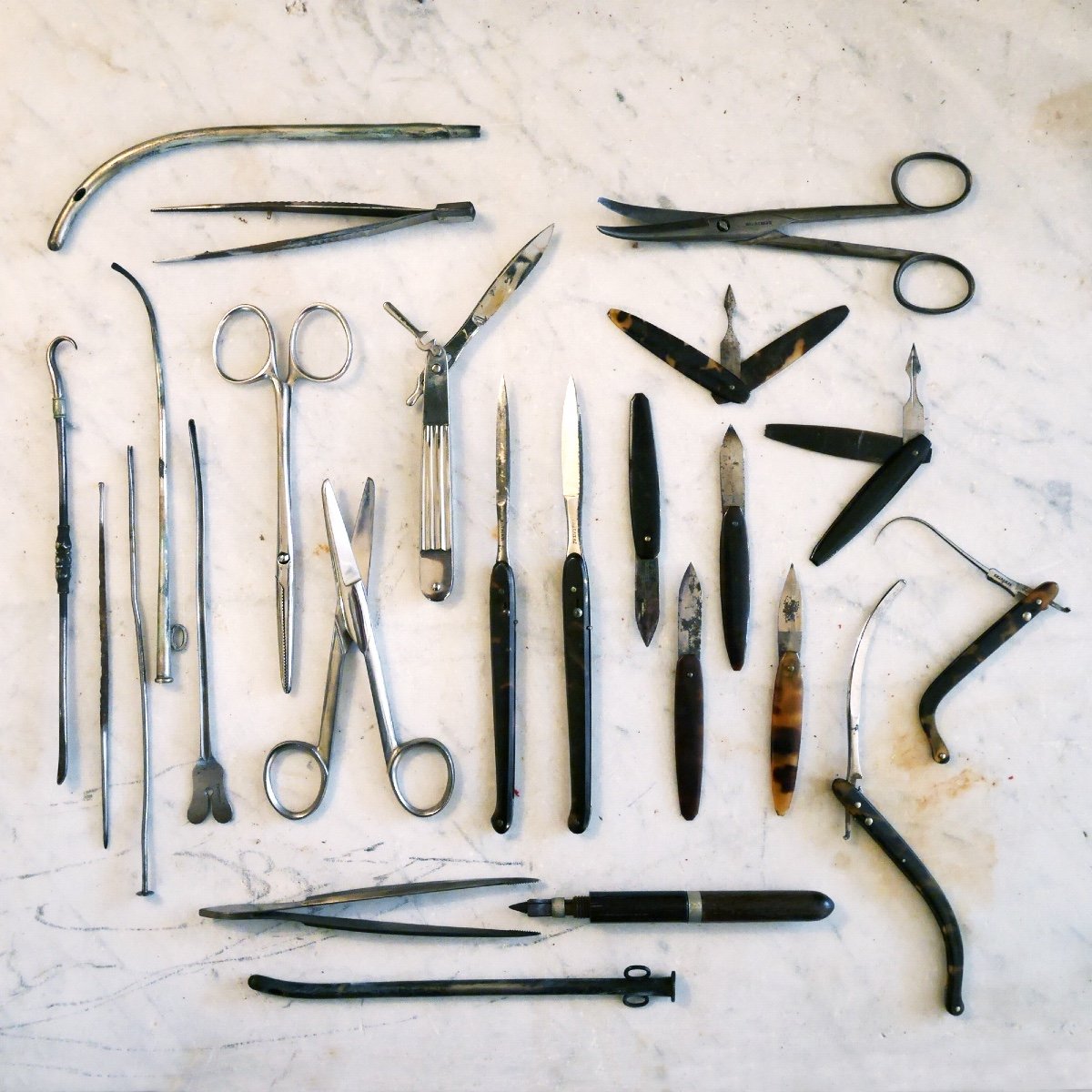Nineteenth Surgeon Case Marked Charrière-photo-1