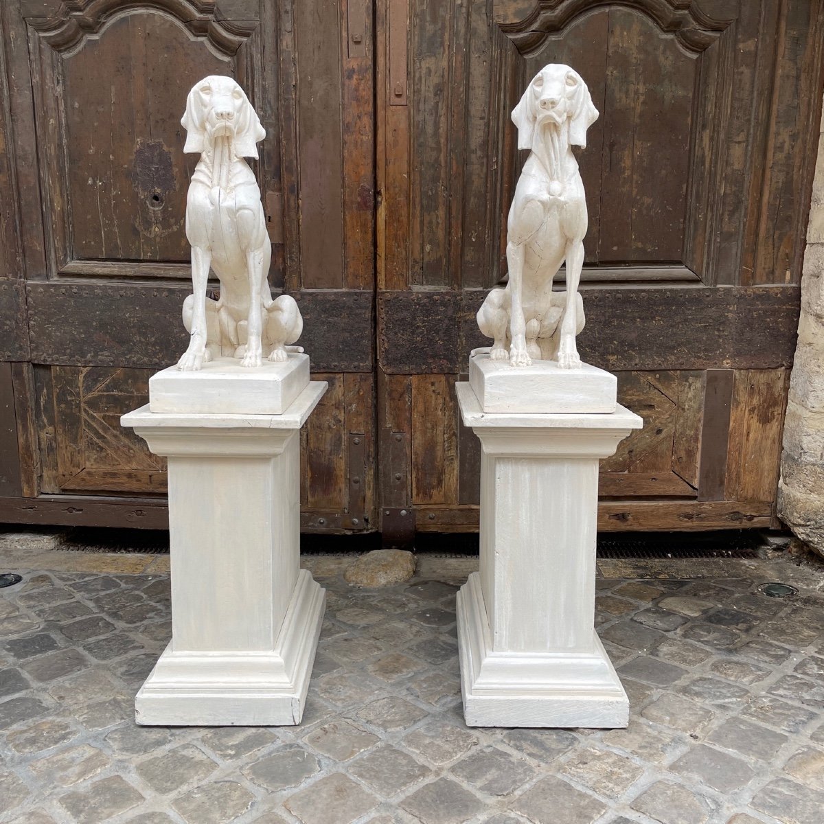 Paire De Chiens En Bois Sur Socle-photo-4