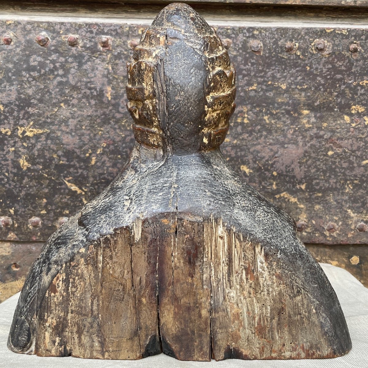 Bishop Bust In Polychrome Painted Wood-photo-4