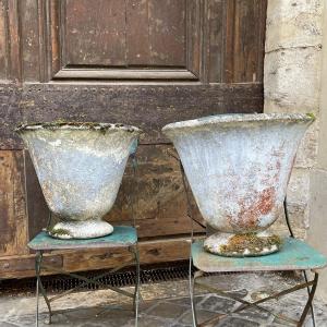 Paire De Vases En Ciment