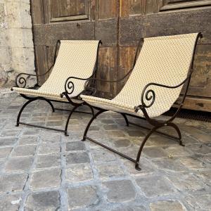 Paire de fauteuils en acier 