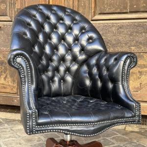 Black Leather Upholstered Office Chair