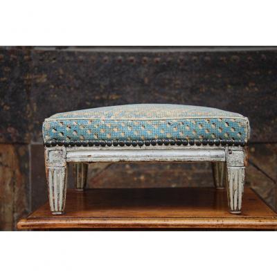 repose pieds , tabouret de pieds ancien, repose pied tabouret.  -fr