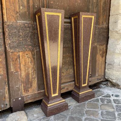 Paire de colonnes en bois à décor de porphyre