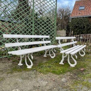 Paire De Bancs De Jardin En Fonte XIXe