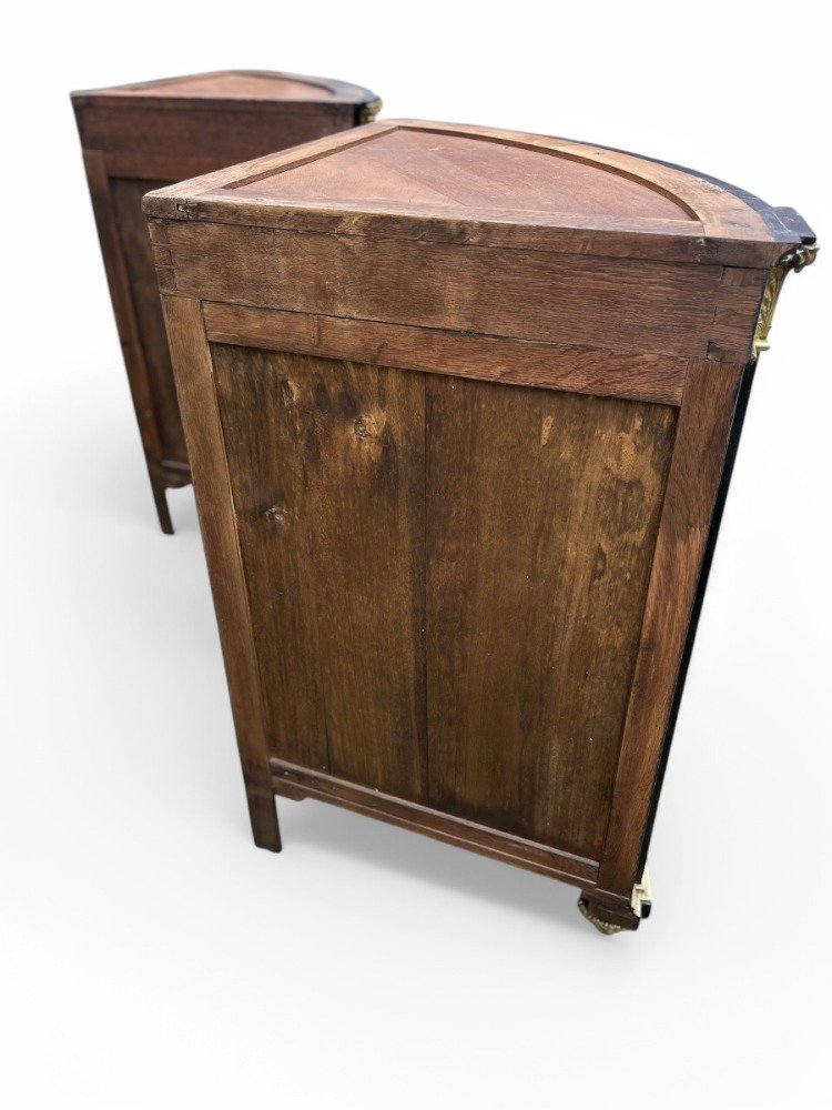 Pair Of Corner Brackets-photo-2