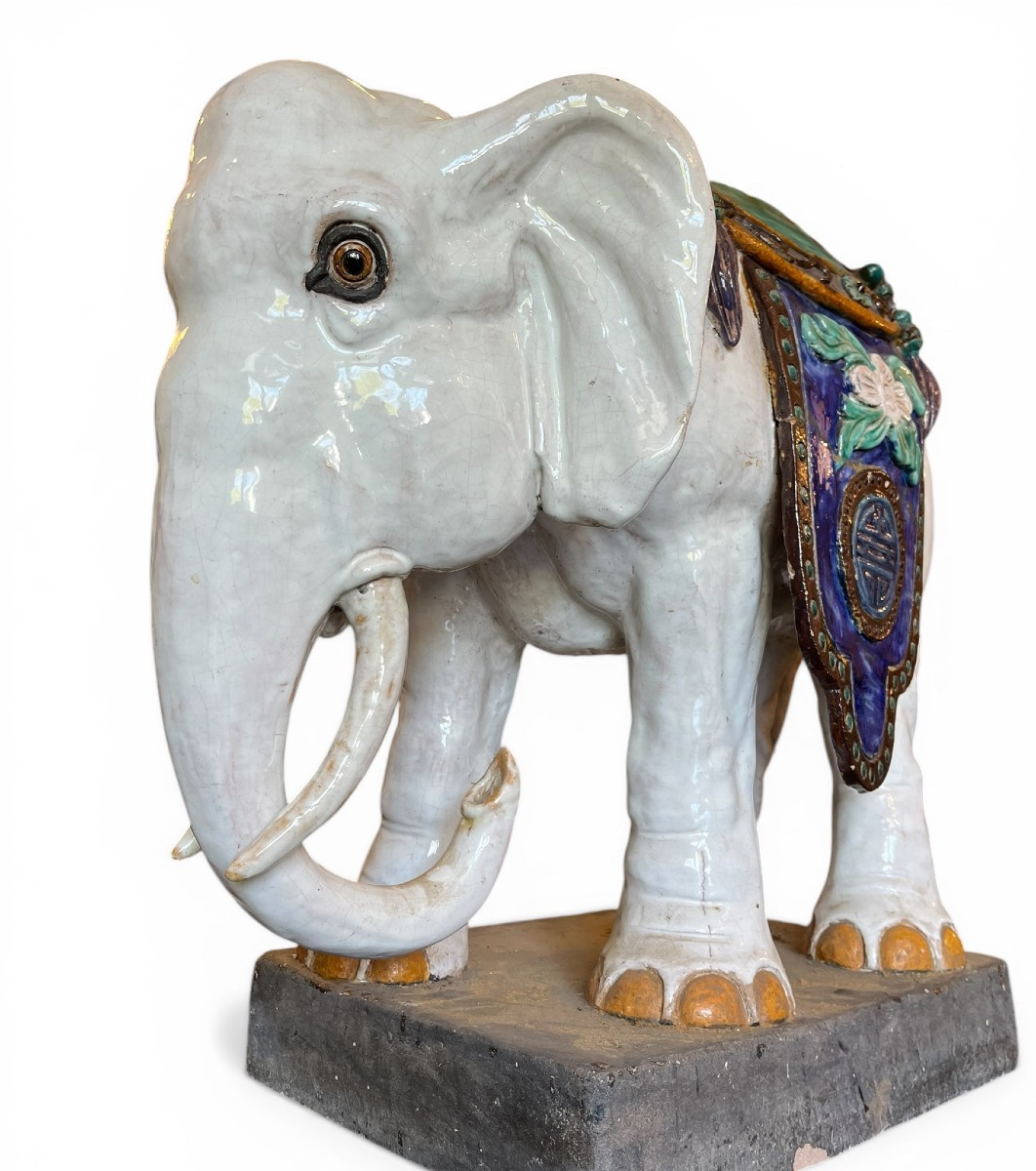 Elephant Forming A Glazed Earthenware Planter - 19th Century-photo-1