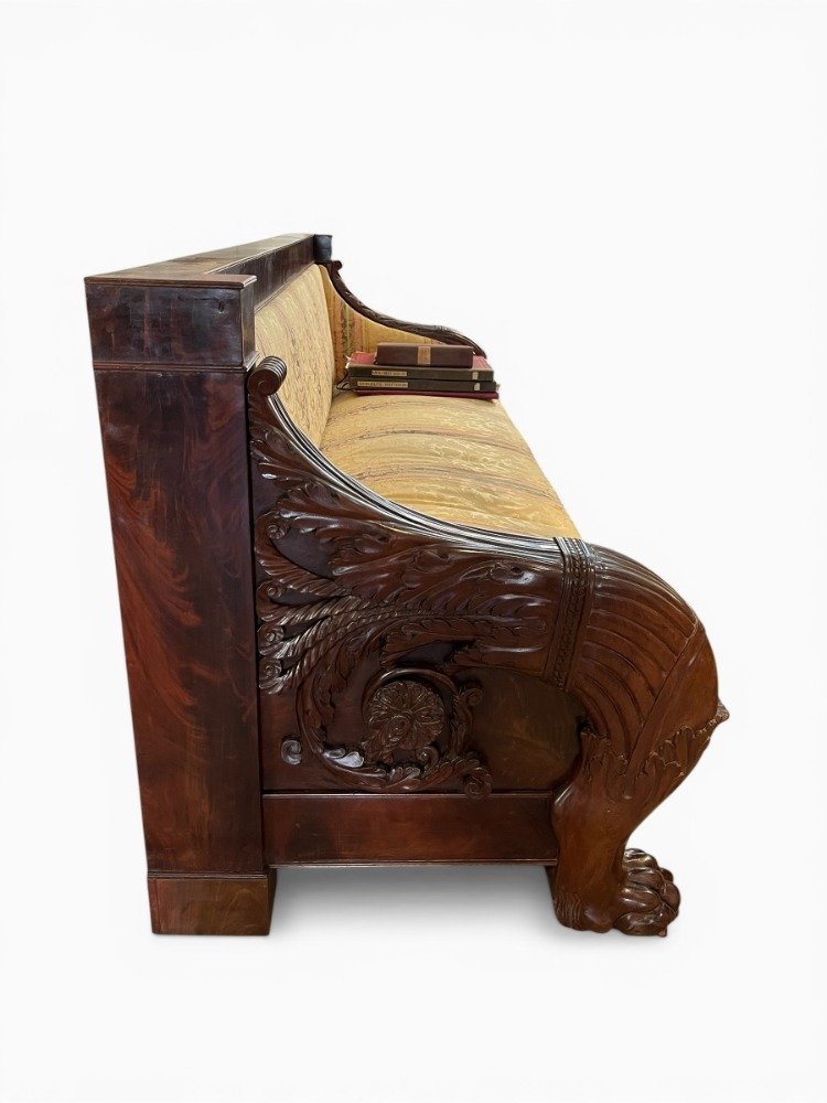 Important Carved Mahogany Sofa, Naples-photo-2