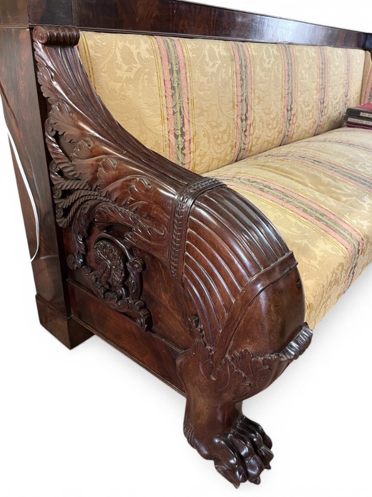 Important Carved Mahogany Sofa, Naples-photo-2