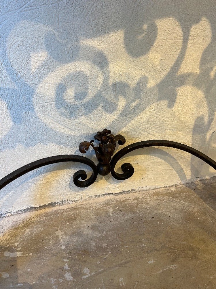 Wrought-iron Support Bracket.-photo-3