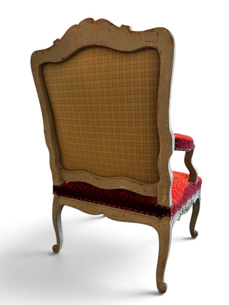 Paire de fauteuils recouvert d'un velours rouge gauffré-photo-2