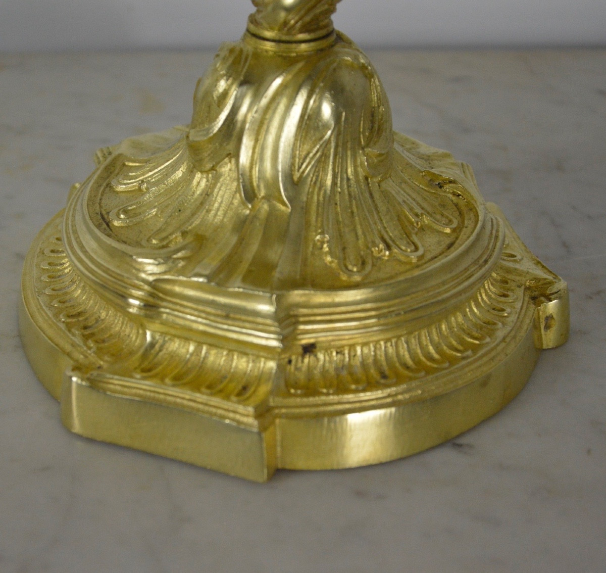 Paire  de candélabres en bronze doré  de  style  Louis XV-photo-2