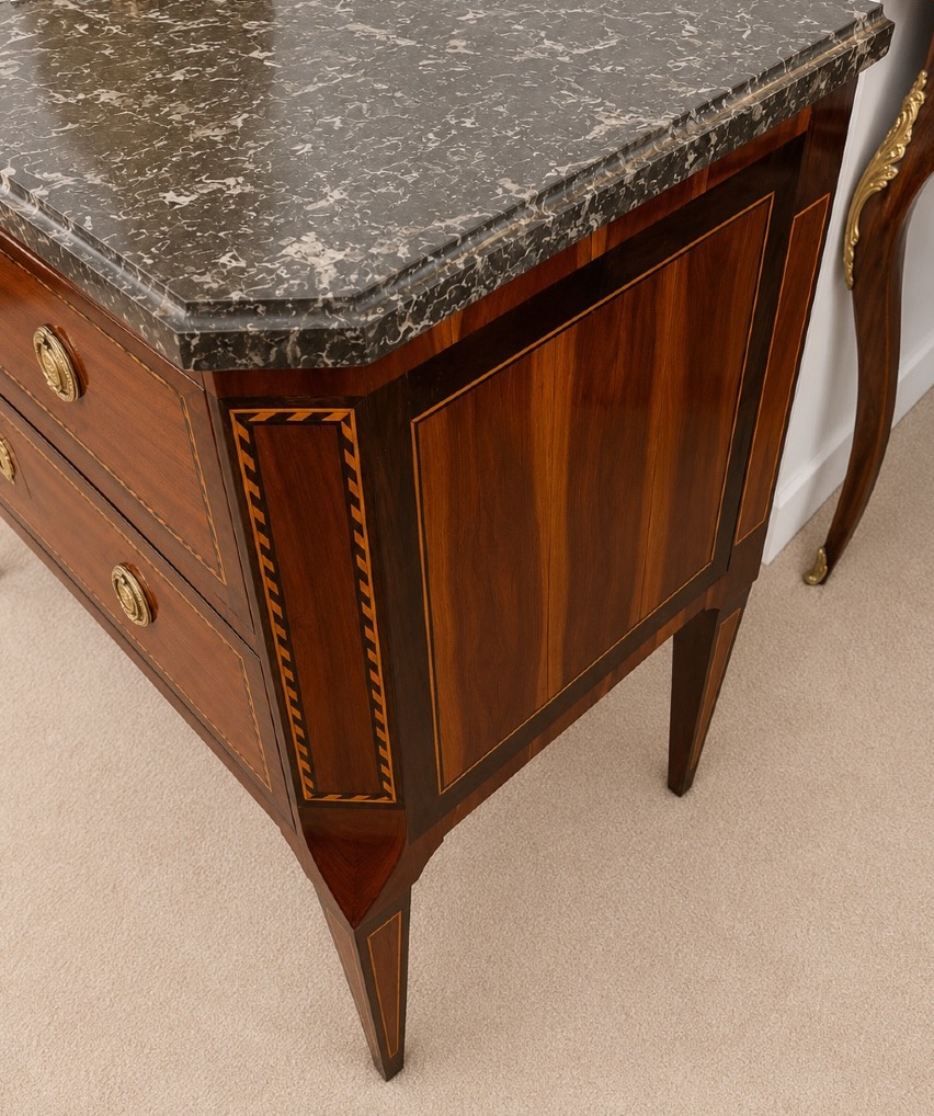 Louis XVI–directoire Chest Of Drawers, Late 18th Century -photo-2