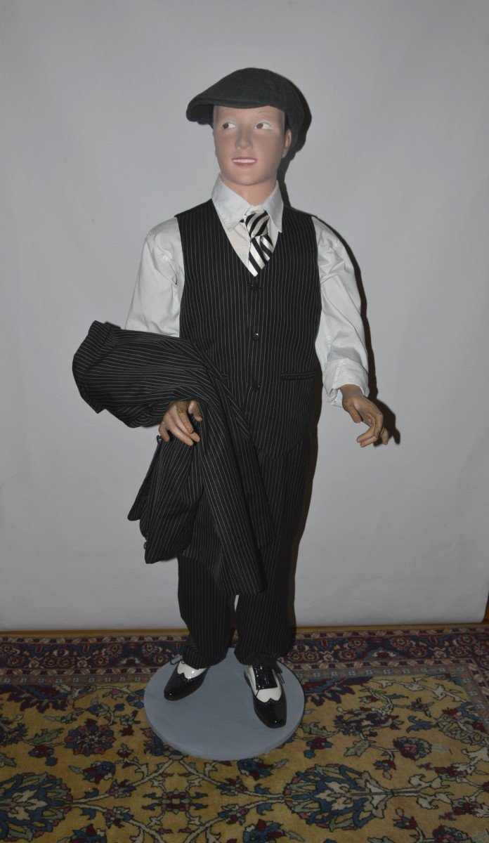 Window Mannequin-photo-2