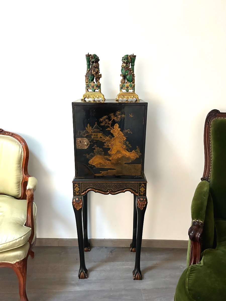 Petit Cabinet Japon