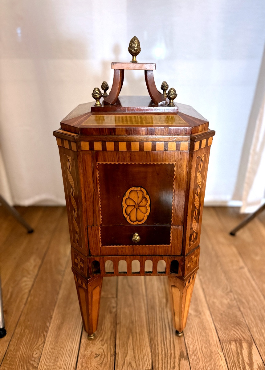 Louis XVI Cellarette