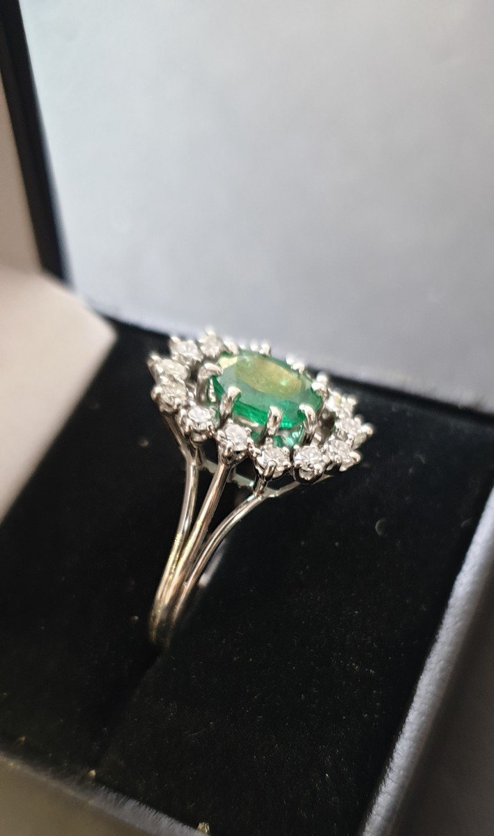 60s Entourage Ring Emerald Diamonds-photo-2