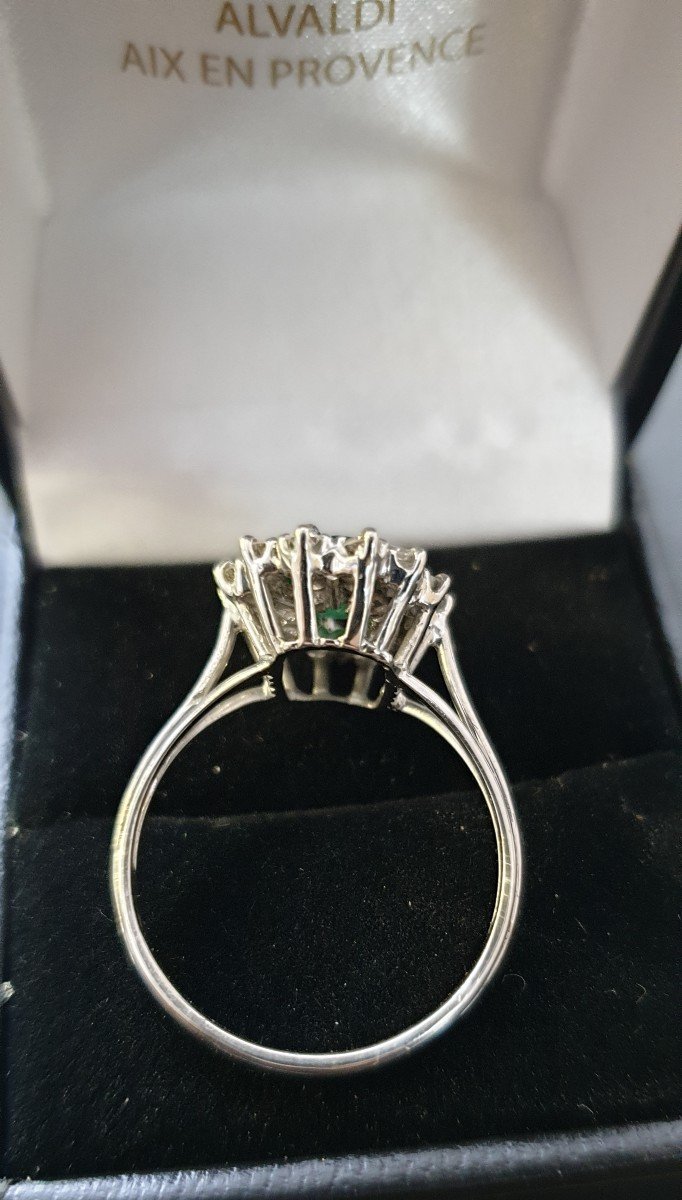 60s Entourage Ring Emerald Diamonds-photo-4