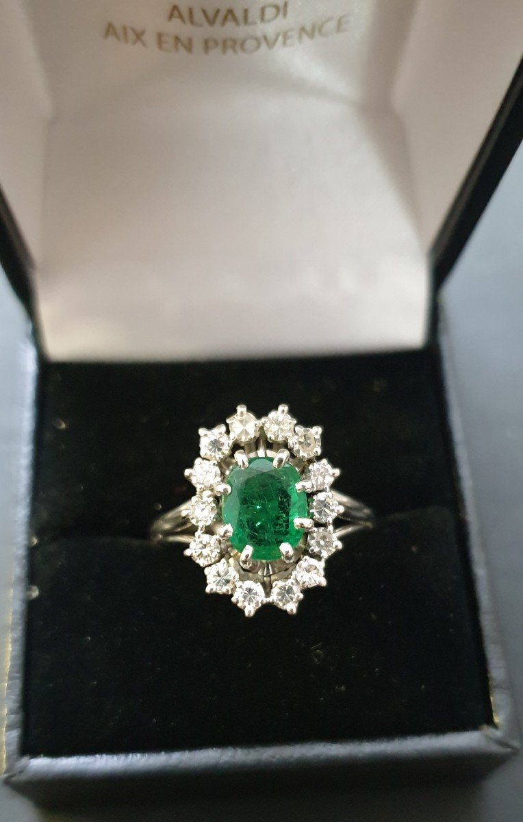 60s Entourage Ring Emerald Diamonds