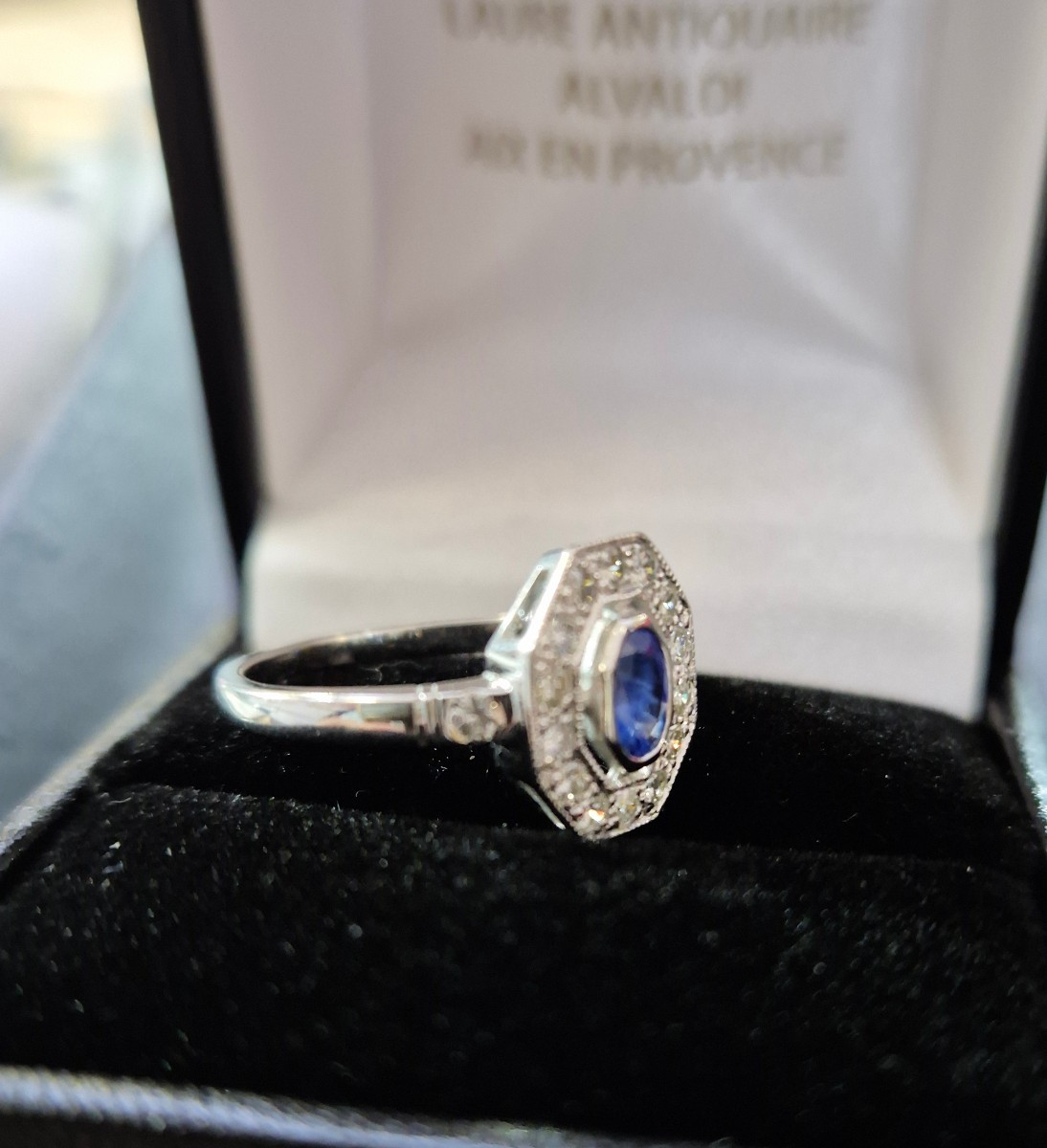 Bague Style Art Déco Or Blanc saphir diamants-photo-3