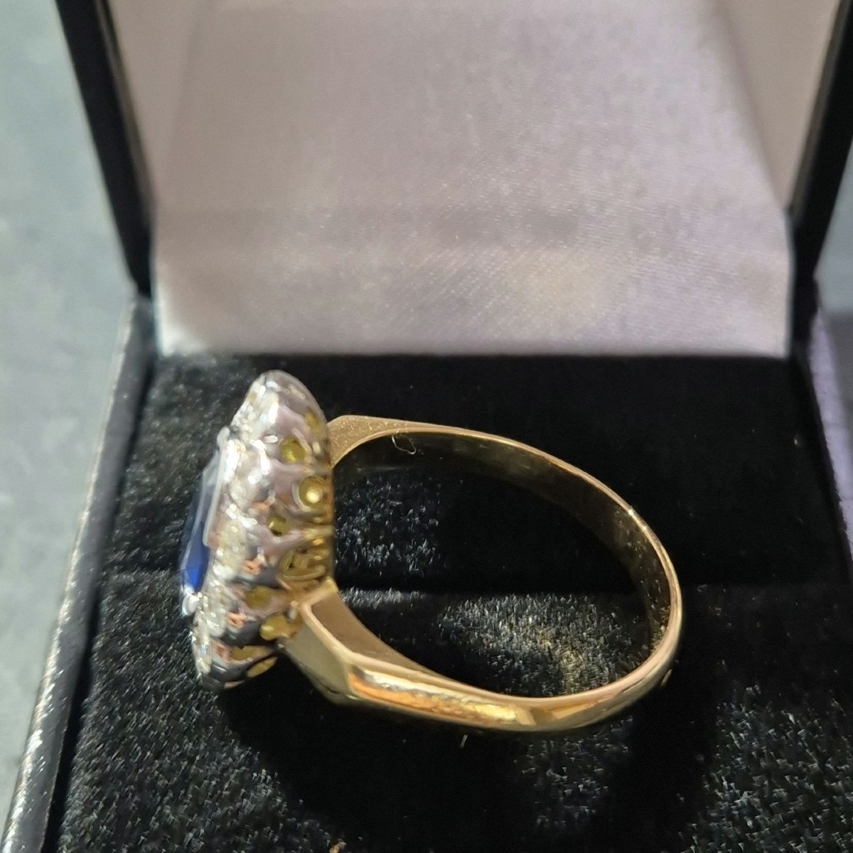 Bague Entourage Saphir Diamants Années 80-photo-1