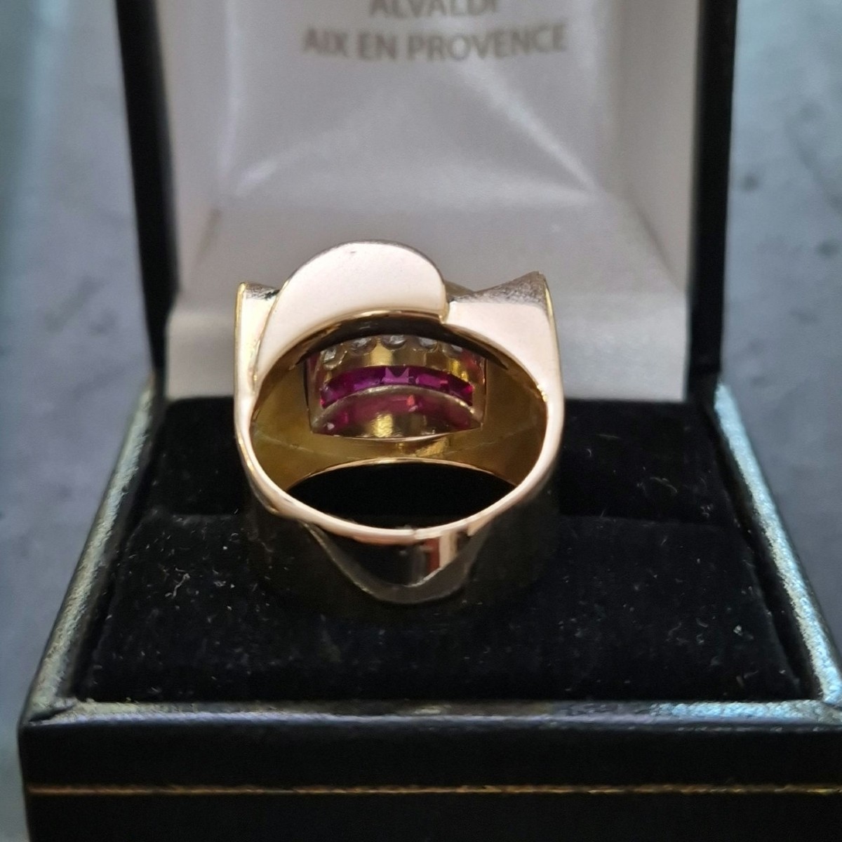 1940s Tank Ring In Rose Gold With Ruby Diamonds-photo-1